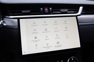 Jaguar F-PACE – thumbnail 17