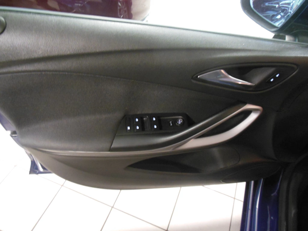 Opel Astra – foto 5