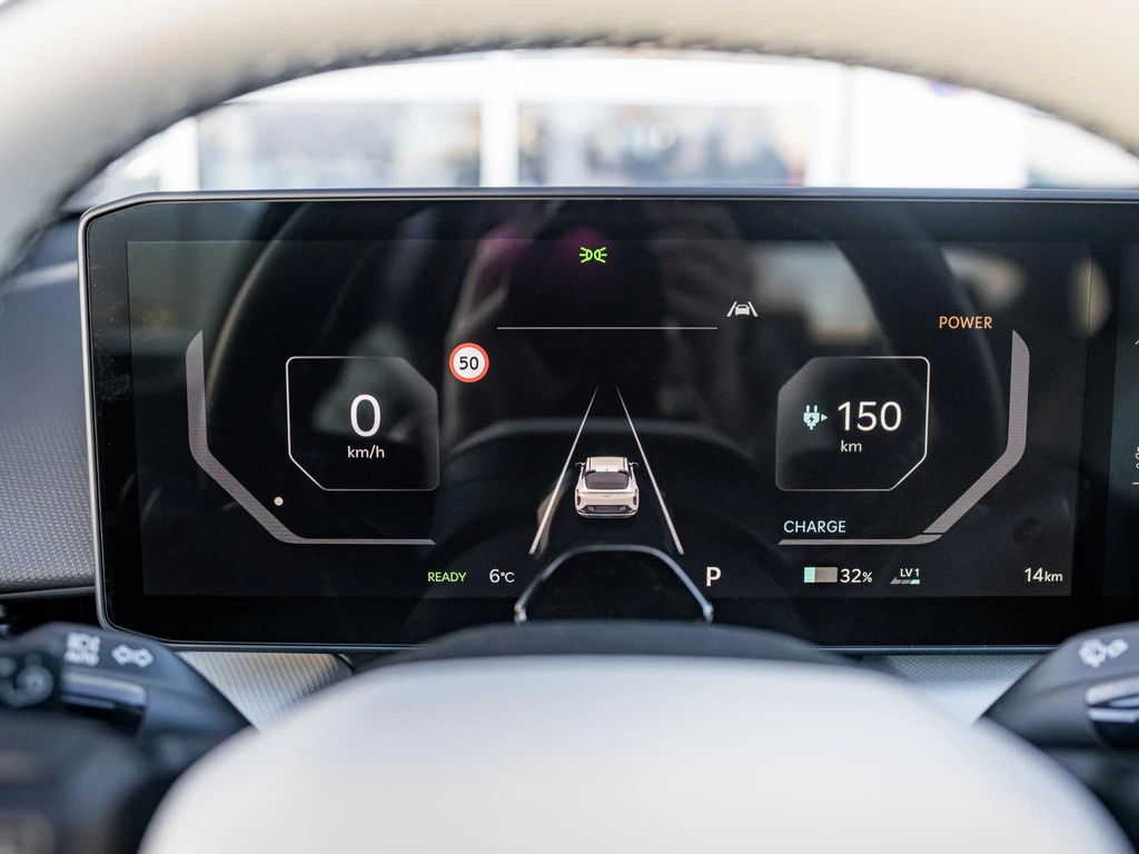 Kia EV4 – foto 15