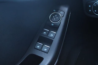 Ford Fiesta – thumbnail 19