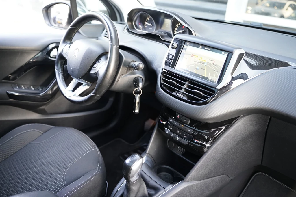 Peugeot 208 – foto 26