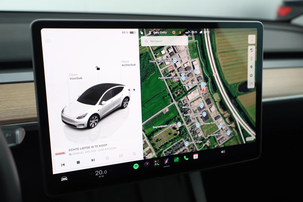 Tesla Model Y – foto 17