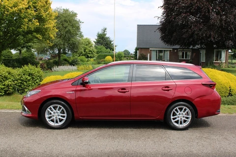 Toyota Auris Touring Sports 1.8 136pk Hybrid Executive automaat ECC/cruise/navi/camera/PDC