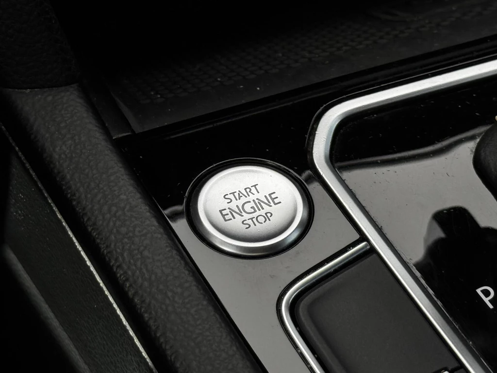Volkswagen Passat – foto 22