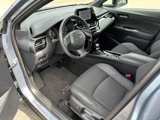 Toyota C-HR – thumbnail 12