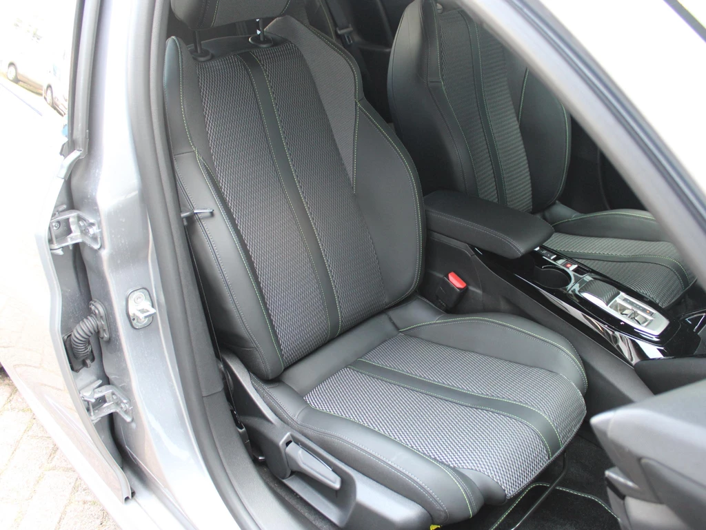 Peugeot 208 – foto 13