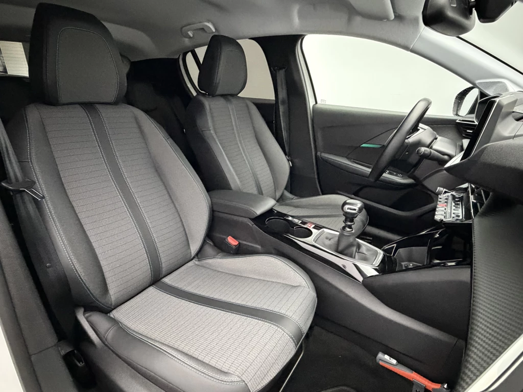 Peugeot 208 – foto 26