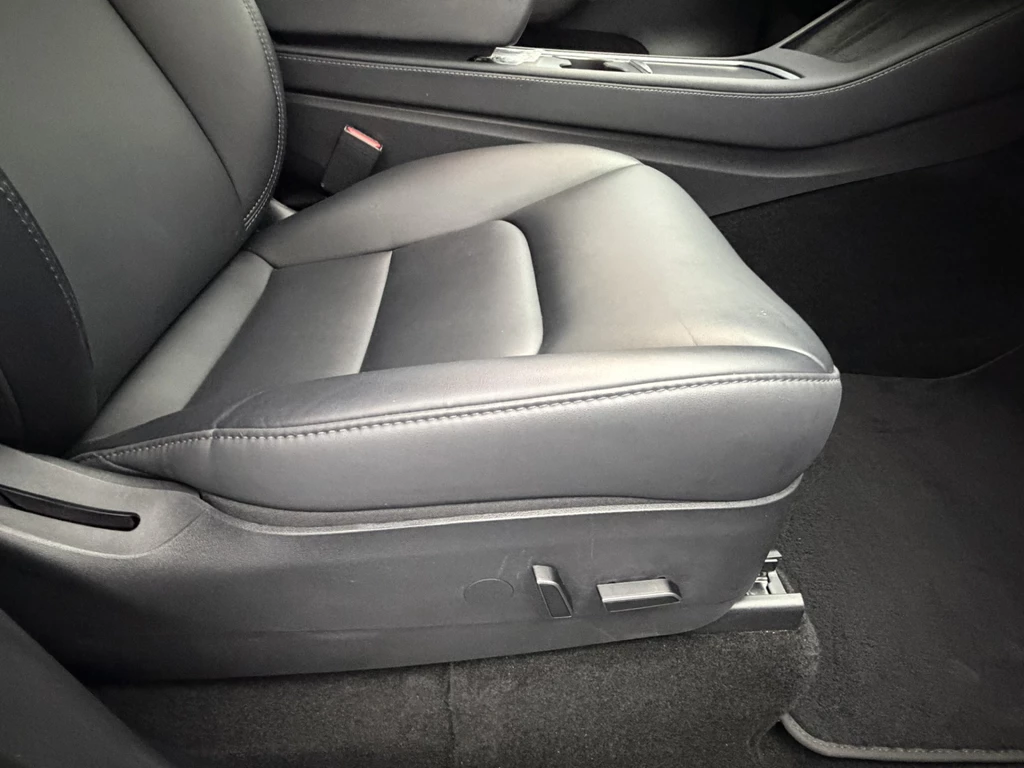 Tesla Model Y – foto 27