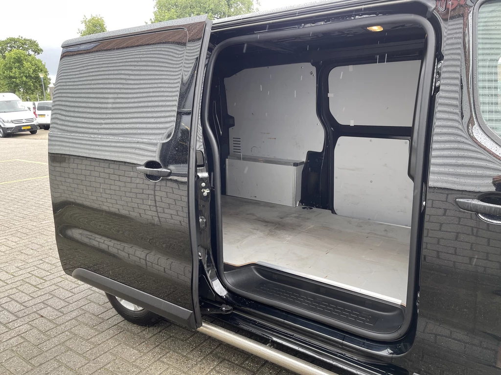 Opel Vivaro – foto 17