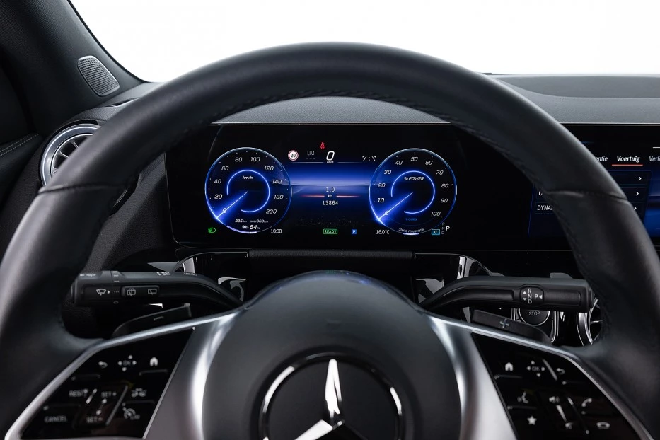 Mercedes-Benz EQA – foto 31