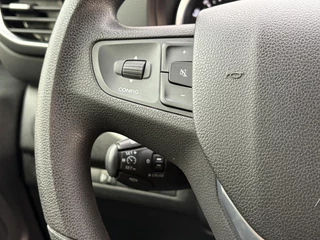 Peugeot Traveller – thumbnail 23