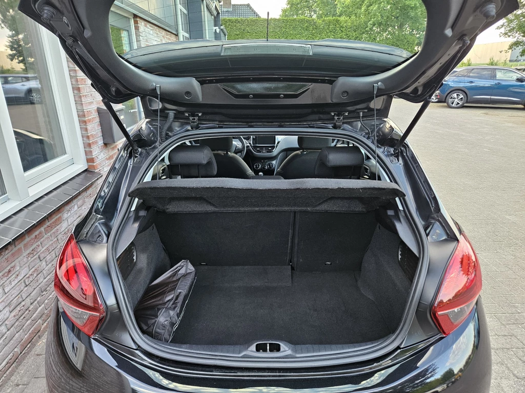 Peugeot 208 – foto 30