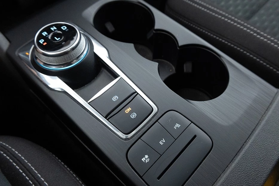 Ford Kuga – foto 18