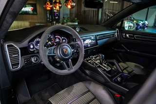 Porsche Cayenne – thumbnail 27