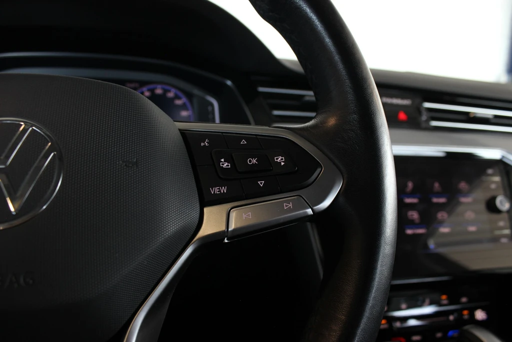 Volkswagen Passat – foto 29