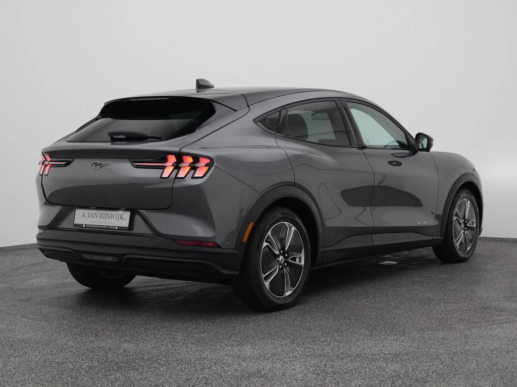 Ford Mustang Mach-E – foto 10