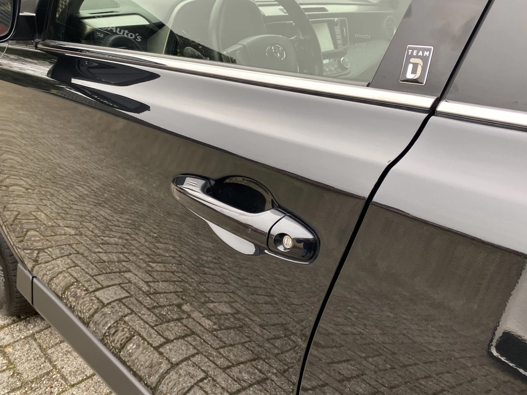 Toyota RAV4 – foto 12