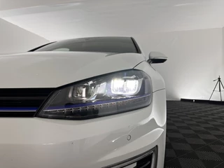 Volkswagen Golf – thumbnail 25