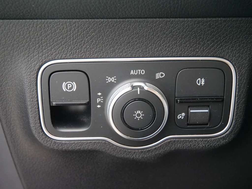 Mercedes-Benz GLB – foto 31