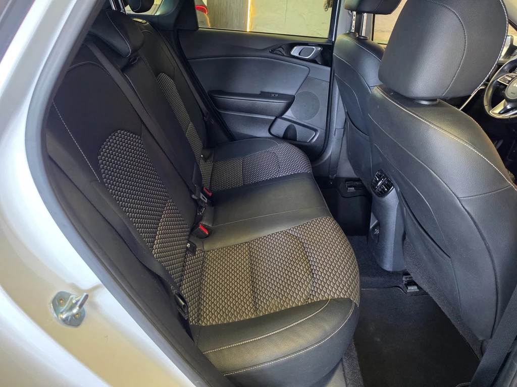 Kia Ceed – foto 13