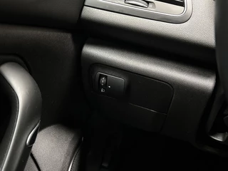 Renault Mégane Estate – thumbnail 23