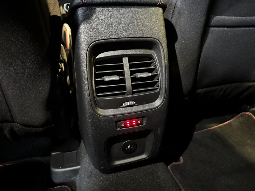 Ford Kuga – foto 18