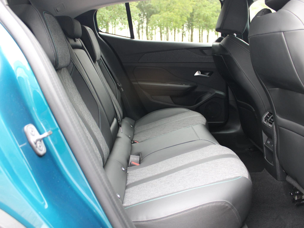Peugeot 408 – foto 13