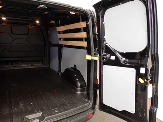 Ford Transit Custom – thumbnail 40