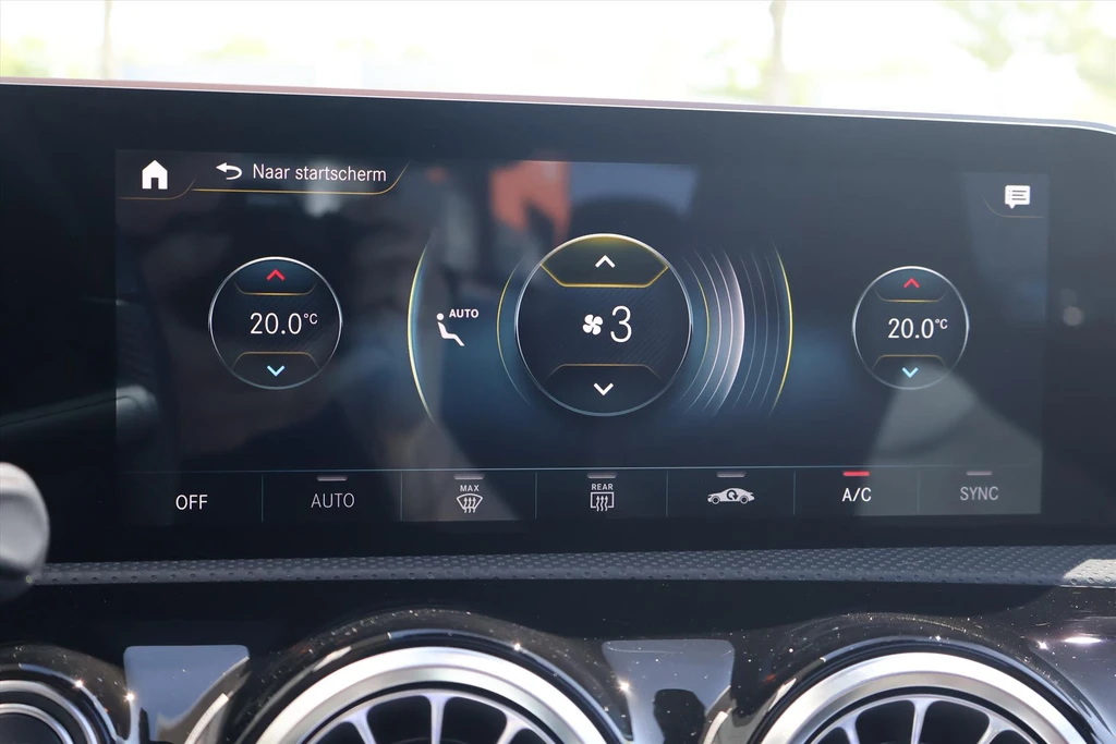 Mercedes-Benz CLA – foto 33