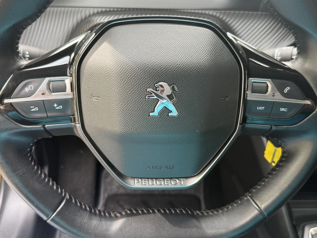 Peugeot 208 – foto 16