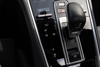 Porsche Panamera – thumbnail 30