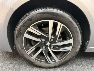 Peugeot 208 – thumbnail 18