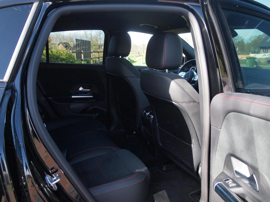 Mercedes-Benz EQA – foto 28