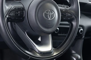 Toyota Yaris – thumbnail 9