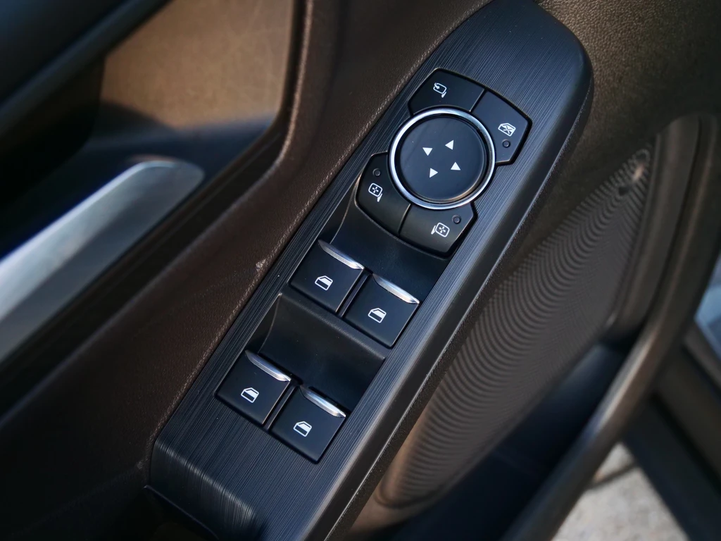 Ford Kuga – foto 28