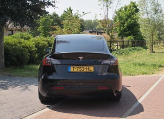 Tesla Model Y – thumbnail 5