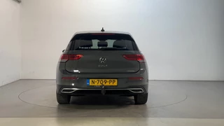 Volkswagen Golf – thumbnail 4