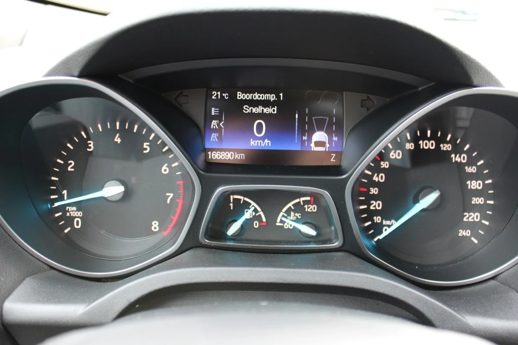 Ford Kuga – foto 11