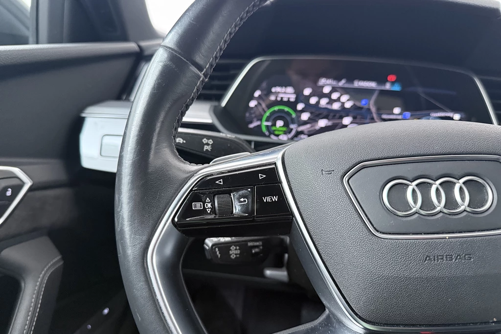 Audi e-tron – foto 18