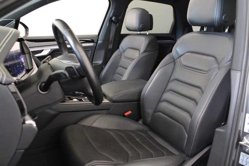 Volkswagen Touareg – foto 11