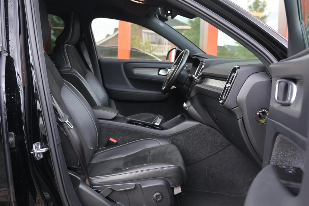 Volvo XC40 – foto 26