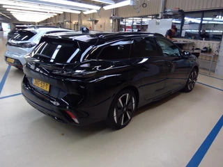 Peugeot e-308 – thumbnail 3