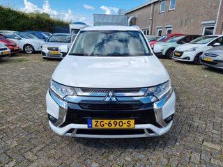 Mitsubishi Outlander – thumbnail 8