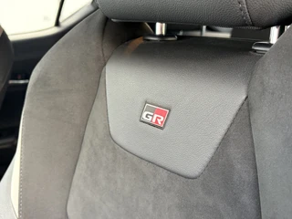Toyota C-HR – thumbnail 52