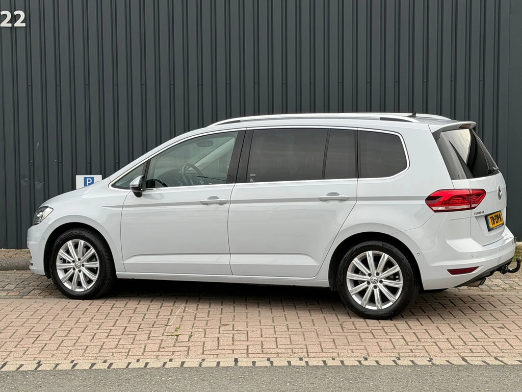 Volkswagen Touran – foto 2
