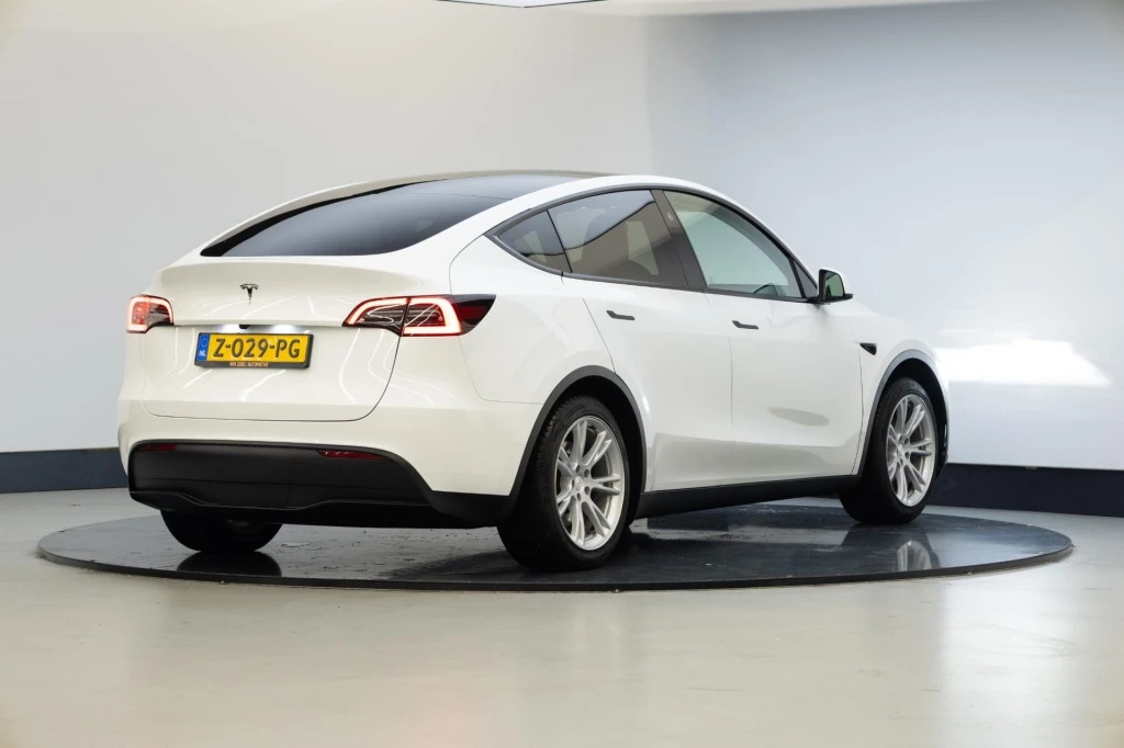 Tesla Model Y – foto 5