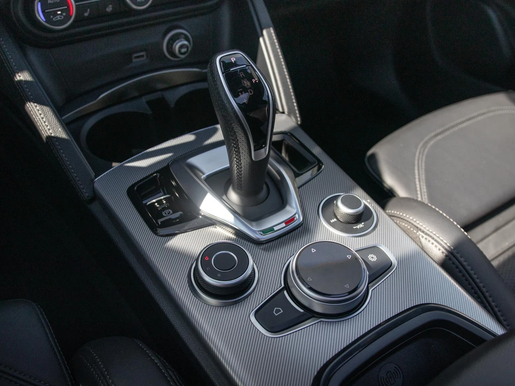 Alfa Romeo Stelvio – foto 26