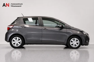 Toyota Yaris – thumbnail 6