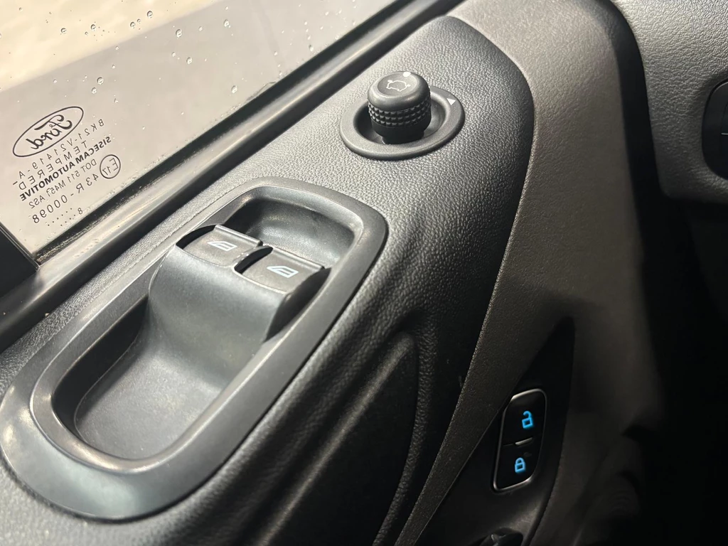 Ford Transit Custom – foto 14