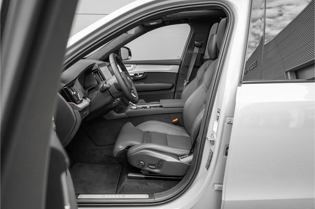 Volvo XC90 – foto 21
